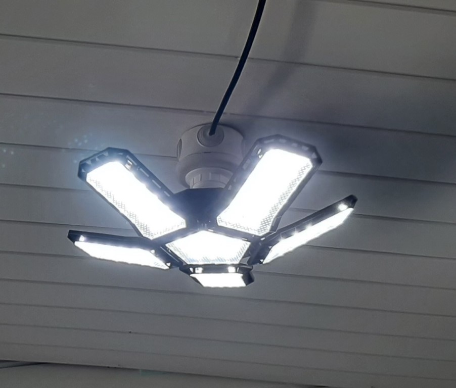 Light-2.jpg